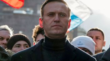 Russian Government Accused Of Using All Means To Block Navalny Site