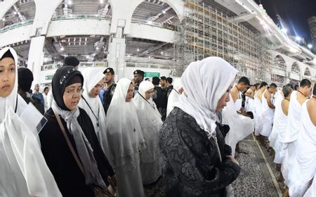 Perlengkapan Umrah Wanita Untuk Pribadi hingga Ibadah