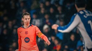 Frenkie De Jong Mengecam Wasit Arogan setelah Kekalahan Barcelona