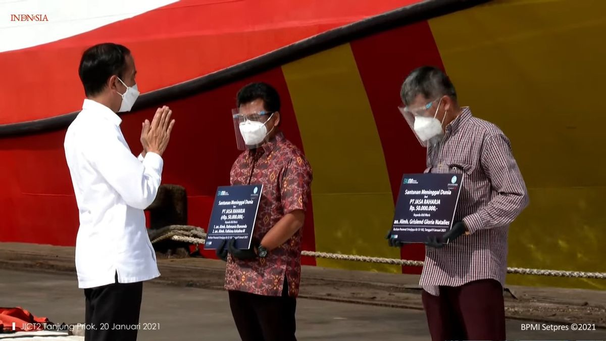 تعويض الأسرة لSJ-182 الضحايا الجوية Sriwijaya يبدأ إعطاء، جوكوي: أكمل فورا كامل   