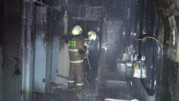 苏迪曼山大楼公寓的浴室爆炸和燃烧,没有人员伤亡