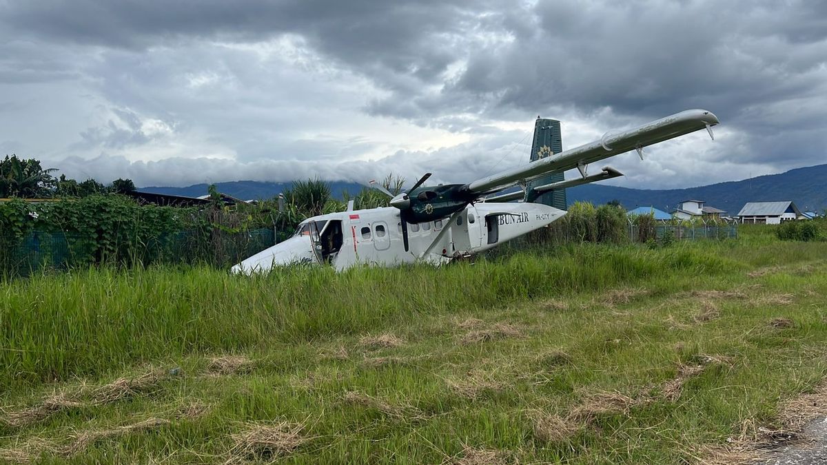 The Rimbun Air PK-OTY Air Air Air Aircraft Implemented At Moenamani Airport, Dogiyai Papua