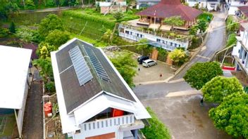 Ganjar Helps Solar Power Plants For Tanbihul Ghofilin Islamic Boarding Schools