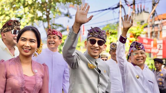 تم افتتاح موكب Peed Aya ، وزير الثقافة فضلي زون بوجي بالي كمثال للحفاظ على الثقافة