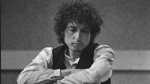 Initial Draft Lyrics Mr. Tambourine Man From Bob Dylan Laku Dilelang Rp8.19 Billion