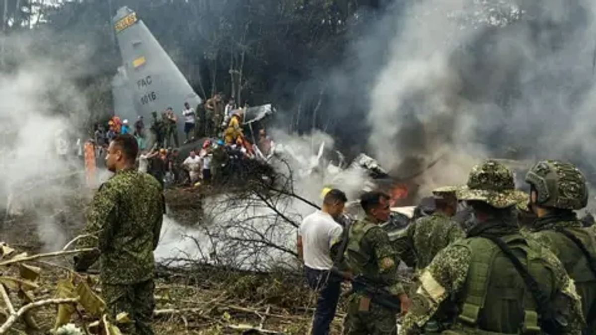 Colombian Military Hercules Plane Crashes, Killing 66 People