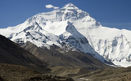 Ketika Edmund Hillary dan Tenzing Norgay Memenangi Persaingan Manusia Puncaki Everest