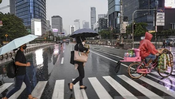 Cuaca Jakarta 29 Desember, Hujan Mulai Jumat Siang hingga Malam