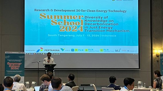 Une enquête sur la question de la transition énergétique et de la décarbonisation, RD20 Summer School 2024 réunion des jeunes chercheurs d’État du G20