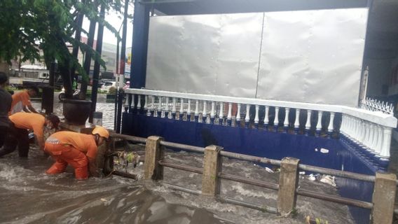 Inondations Dans La Ville De Malang, 230 Maisons Submergées