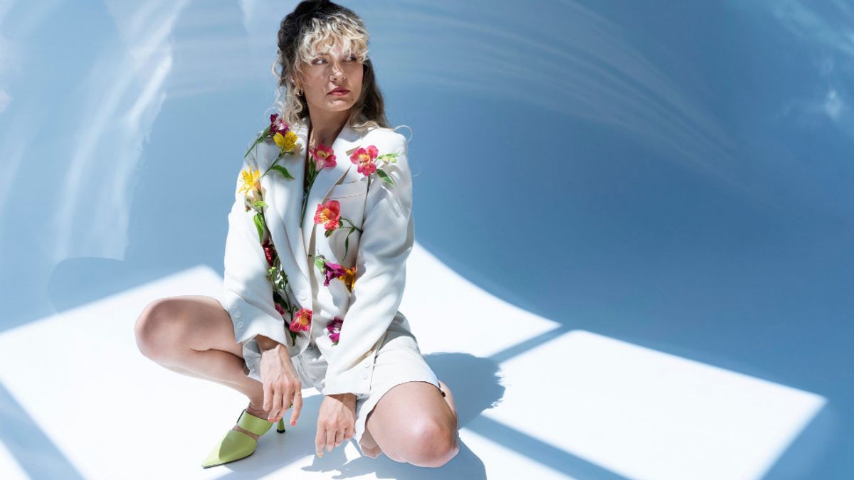 Bosan dengan Busana Minimalis? Kenali Whimsical Fashion yang Imajinatif untuk Penampilan Dramatis