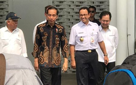 Nama Anies Dibawa-bawa Kala Jokowi Izinkan Investasi Miras