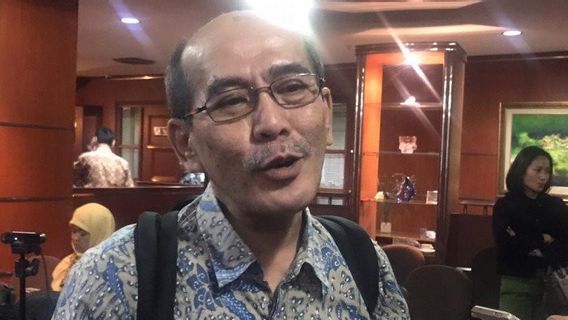 Bansos COVID-19 Dikorupsi Juliari, Faisal Basri: Saya Bilang Tunai Saja Enggak Percaya Sih