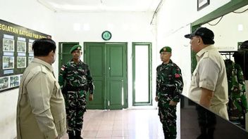 プラボウはミアンガスでインドネシア北端の警備兵に会います