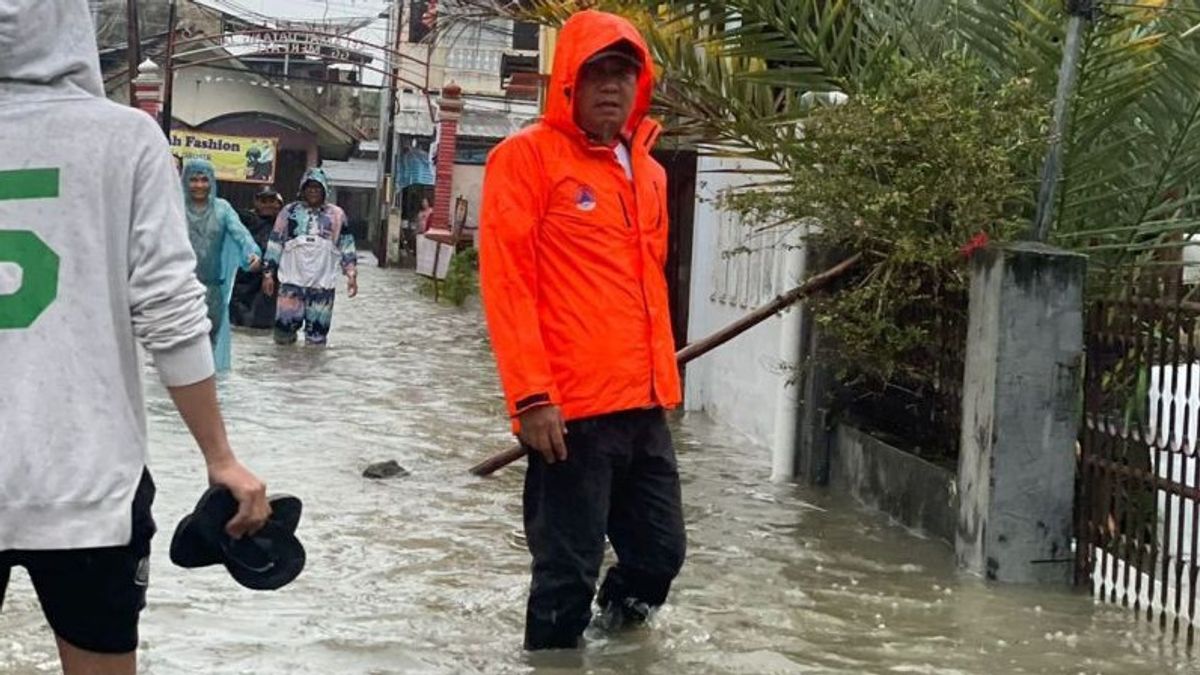 Hundreds Of Houses In The Babel National Building Were Submerged By Floods