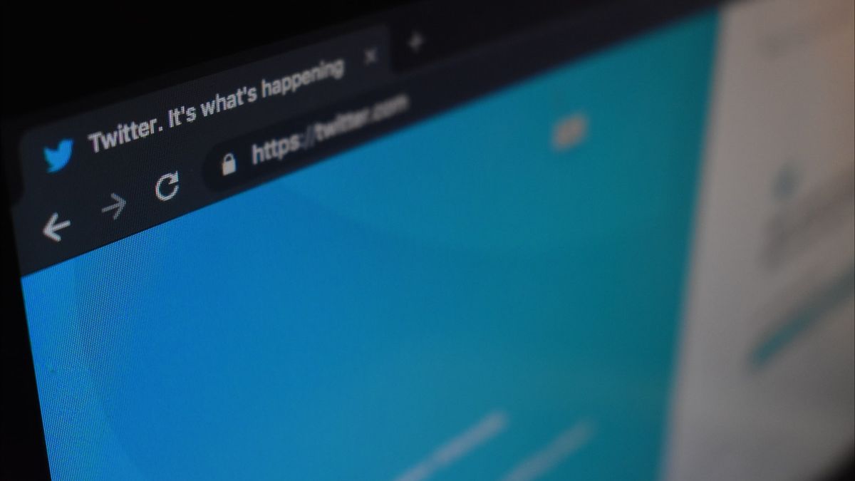 Twitter Hapus Centang Biru dari Akun yang Tak Langganan
