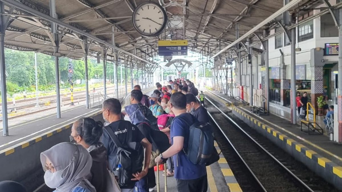 43 Ribu Penumpang dari Berbagai Daerah Sudah Tiba, Jakarta Akan Kembali Padat