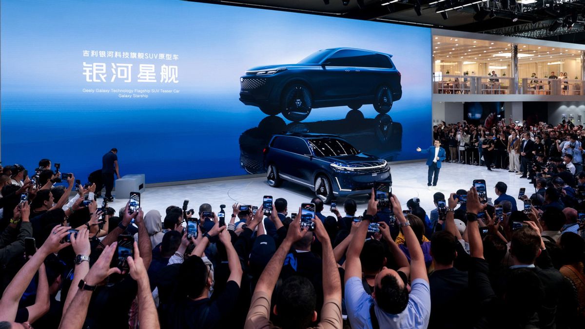 中国汽车展2024上的星光之战,疯狂的创新还是头?