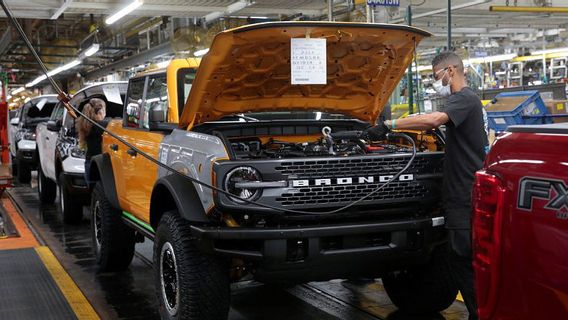 Ford Investasikan Rp53,3 Triliun untuk Tingkatkan Produksi Mobil Listrik dan Hibrida di Tiga Pabriknya