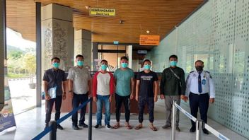 After Serving Their Criminal Period, 3 Malaysian Citizens Were Deported From Kalimantan