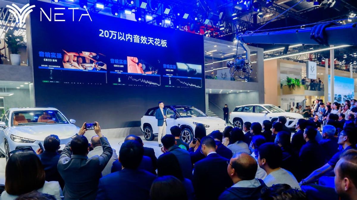 Publiée officielle de Neta L dans les voitures chinoises 2024, présente deux variantes