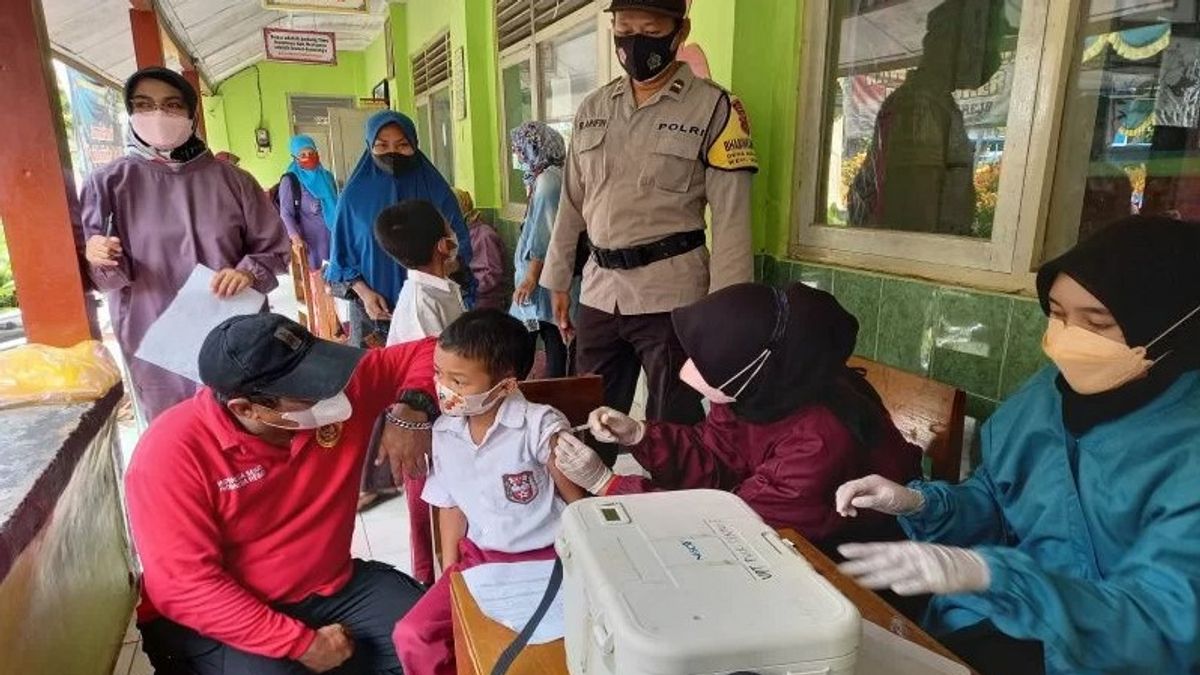 Berita Gunung Kidul: Capaian vaksinasi COVID-19 di Gunung Kidul Baru Mencapai 74,21 Persen