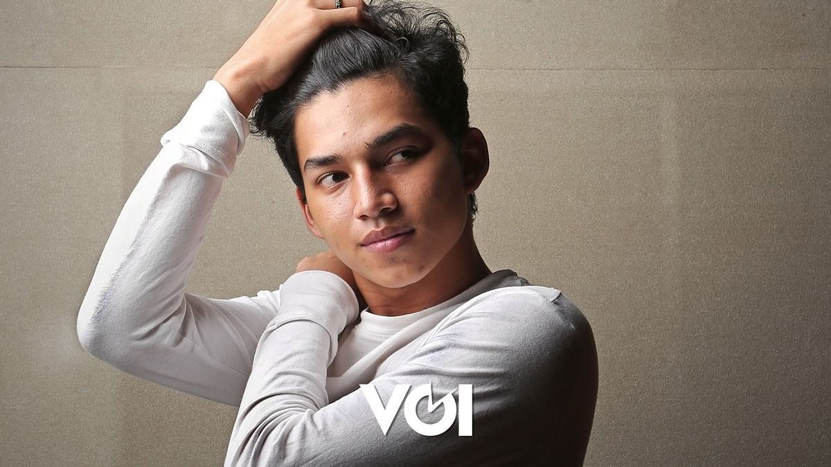 « Je Ne Vais Pas Te Laisser Tomber »: Le Jeune Homme De 20 Ans A été Accusé D’être Un « très Bon » Chanteur