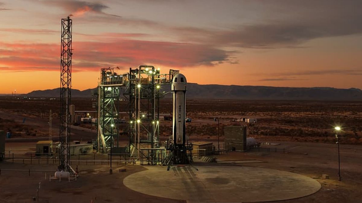 Blue Origin Hentikan Program Wisata ke Luar Angkasa untuk Fokus pada Pendaratan Manusia di Bulan