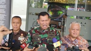 TNI Headquarters Explores Marcella Santoso Which Denies Making Negative Content Of The TNI Bill