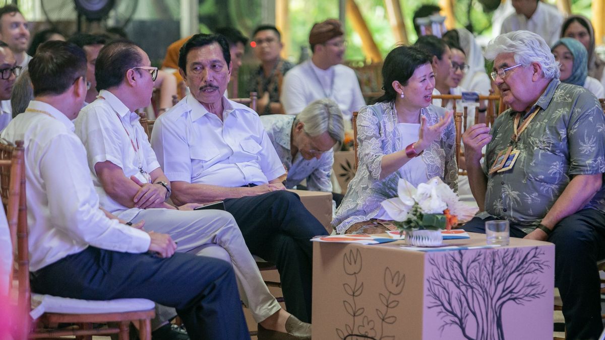 Global Leaders, Artists, Spiritual Figures And State Officials Attend Tri Hita Karana At Kura Kura Beach Bali