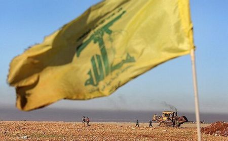 Pendukung Hizbullah Turun ke Jalan Kibarkan Bendera Usai Gencatan Senjata Lebanon