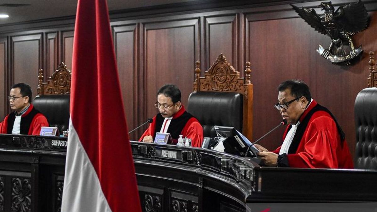 رفضت المحكمة الدستورية طلب اختبار المواد المتعلق بمتطلبات DPR و DPD و DPRD