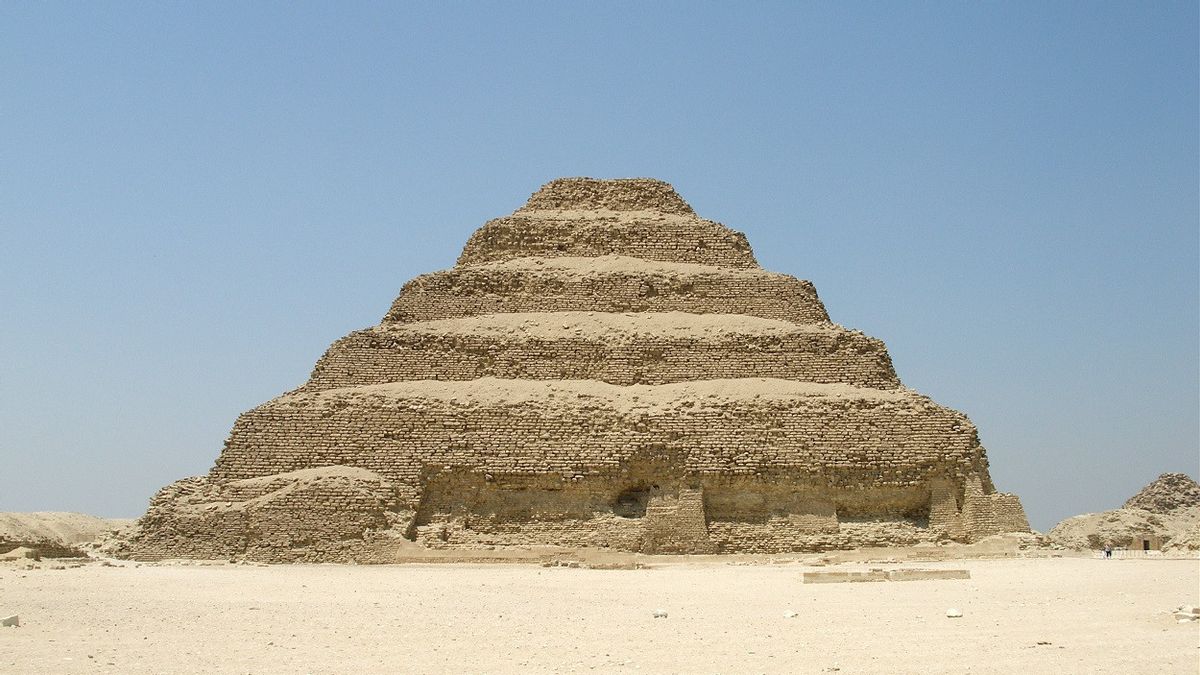 Ancient Egyptian Painting Stolen From Grave In Nekropolis Saqqara
