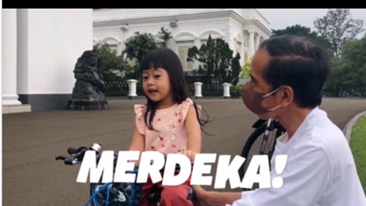 Jokowi's Happiness Cycling And Singing A Song By Sedah Mirah: Losing Tiredness And Sadness