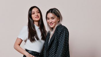 Mix and Match, Cara Cerdas Sulap Pakaian Lama Jadi Gaya Baru