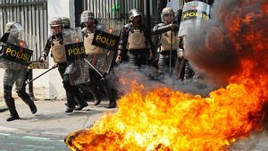 Ratusan Orang Ditangkap Usai Demo Ricuh di DPR/MPR, 7 di Antaranya Positif Narkoba