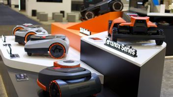 Segway Navimow Expands Line of Robotic Lawn Mowing Machines at CES 2026