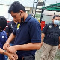 Polisi: Pelaku Eksibisionis Istri Isa Bajaj Habis Minum dan Nonton Film Porno