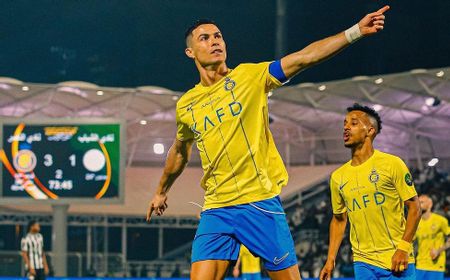 Cristiano Ronaldo Rayakan Gol Ke-50 saat Al Nassr Bungkam Al Shabab