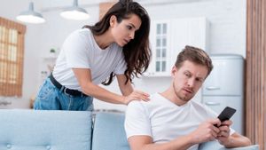 5 Alasan Kenapa Komunikasi dengan Pasangan Tidak Harmonis
