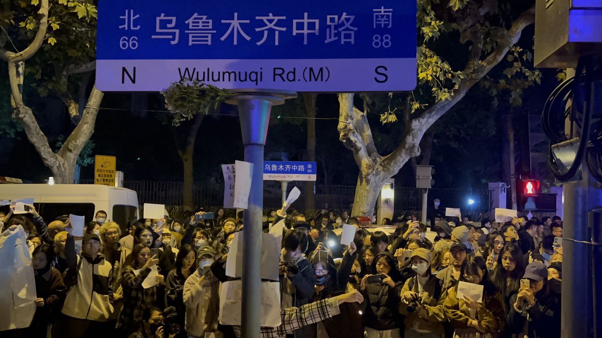 Protes Pembatasan COVID-19 China Menyebar ke Kampus dan Kota di Mancanegara