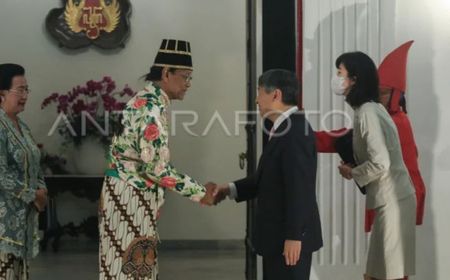 Kaisar Jepang Disuguhi Wayang Kulit hingga Santap Malam Bersama Sultan HB X di Keraton Yogyakarta