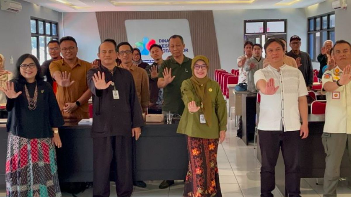 Bogor City Health Office Tightens Supervision Of The Prohibition Of Cigarette Advertising In Modern Retail And Minimarkets