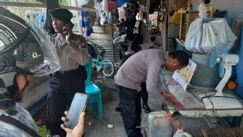 Bulukumba Police Seize 71 Liters Of Alcohol Ballo