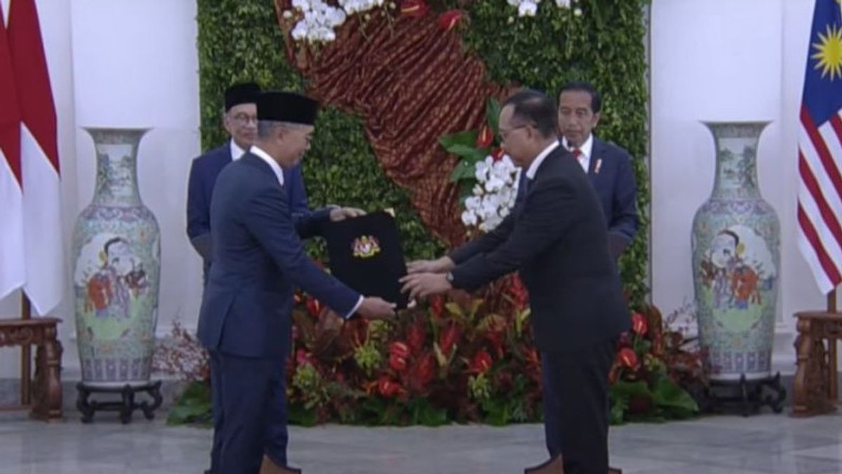الرئيس جوكوي-رئيس الوزراء الماليزي يشهد تسليم التزام الاستثمار في خطاب النوايا IKN Nusantara