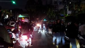 Demo Ricuh di DPR RI, Massa Aksi Tercecer hingga Tanah Abang