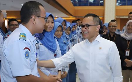 Menteri PANRB Minta CASN Tak Percaya Calo Loloskan Sekolah Kedinasan