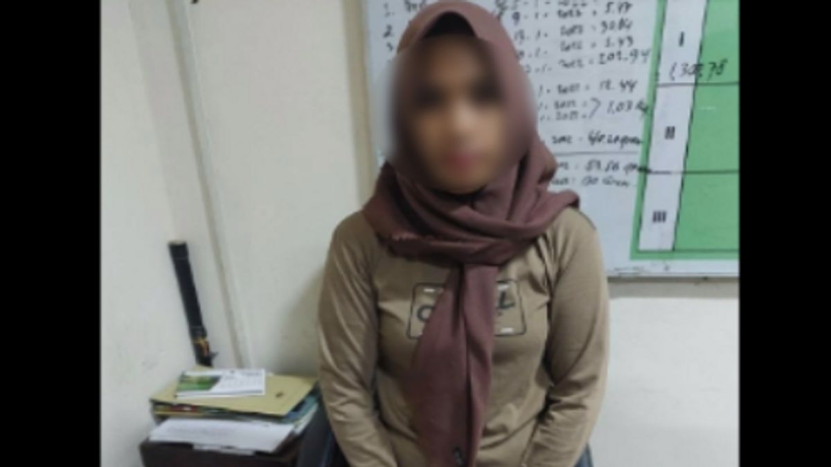 Edarkan Sabu Seorang Ibu Rumah Tangga Ditangkap Polisi