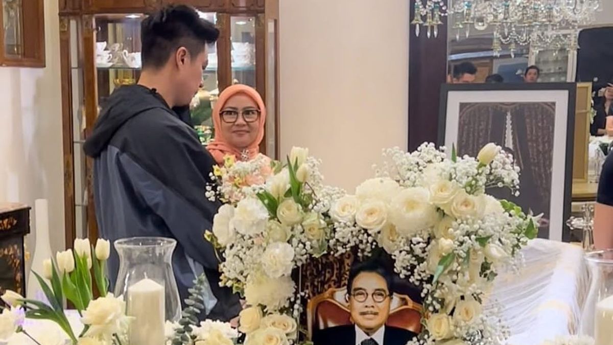 Bams eks Samsons hingga Baim Wong Melayat ke Rumah Duka Hotma Sitompul 