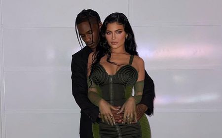 CLBK, Kylie Jenner dan Travis Scott Semakin Dekat